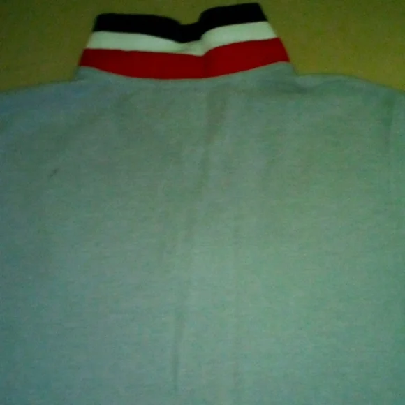 ✨ Tommy Hilfiger Polo Shirt ~ Sz.12-14/M - Picture 3 of 3